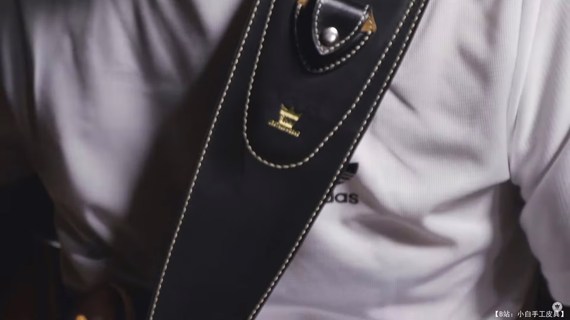 SNM Leatherworks 提供的免费吉他背带版型 - 1